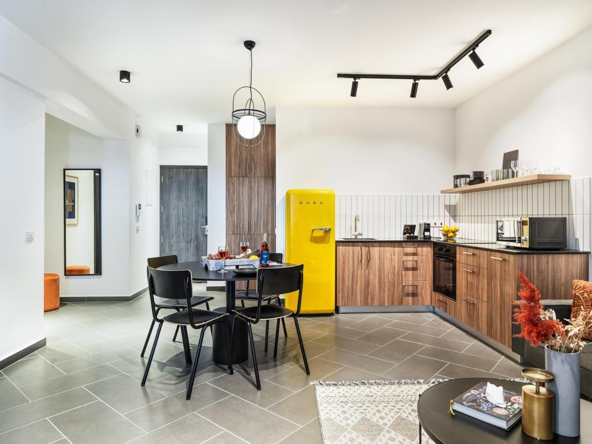Liv Urban Suites Larnaca Ngoại thất bức ảnh