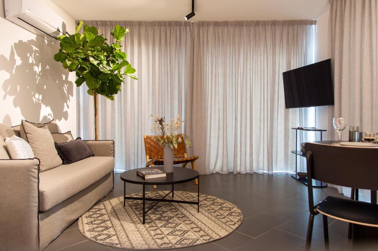 Liv Urban Suites Larnaca Ngoại thất bức ảnh