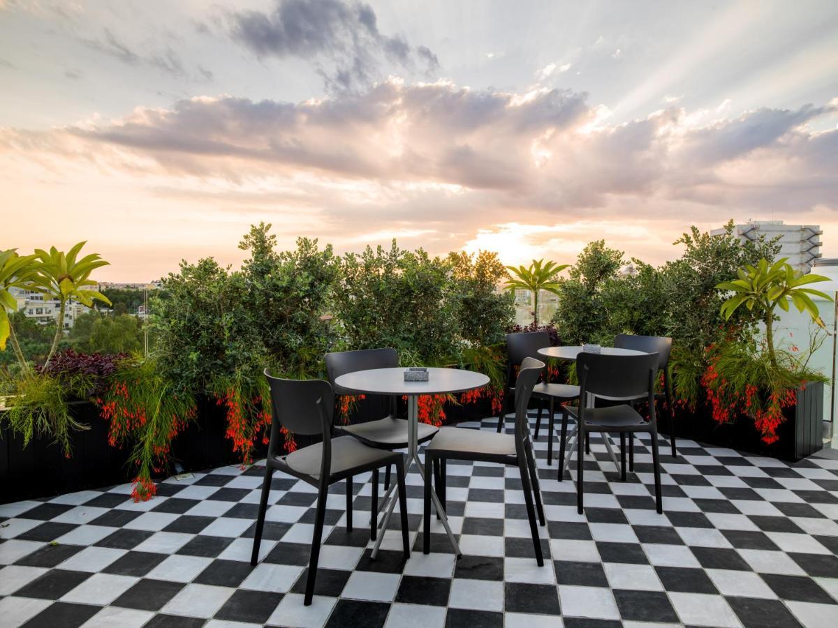 Liv Urban Suites Larnaca Ngoại thất bức ảnh