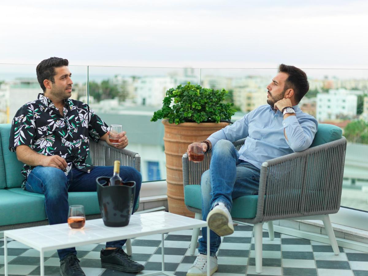 Liv Urban Suites Larnaca Ngoại thất bức ảnh